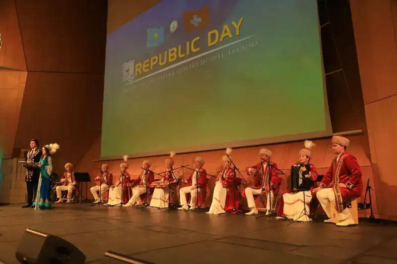 В Швейцарии состоялся праздничный концерт, посвященный Дню Республики (2)