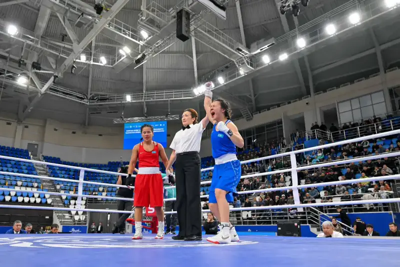 В Семее проходят финальные поединки чемпионата Казахстана по боксу (4)