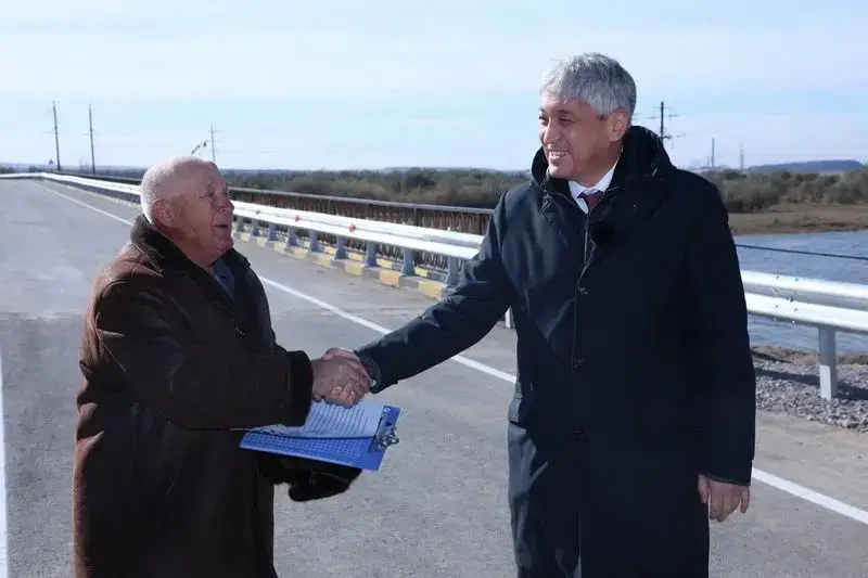 В Карагандинской области открыли новый мост через Нуру (3)