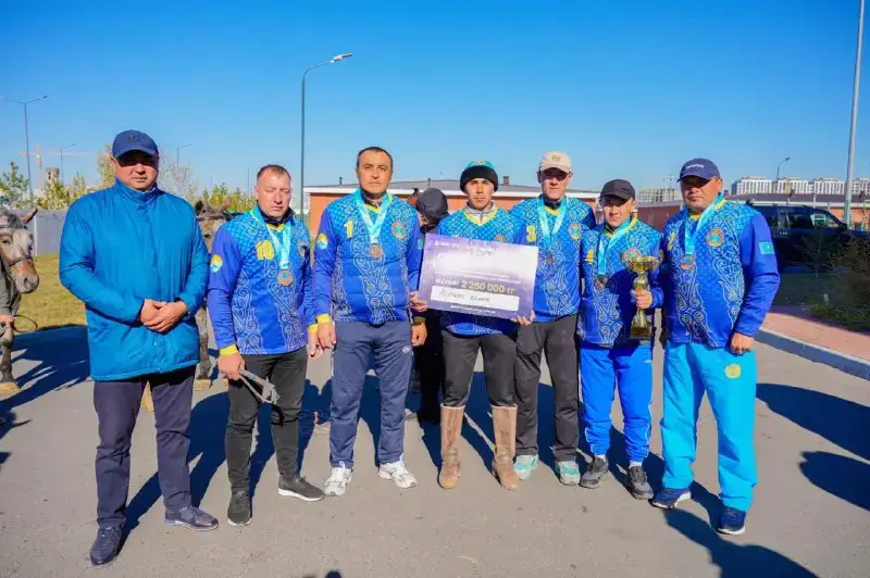 Сборная Астаны вошла в тройку лучших на чемпионате страны (8)