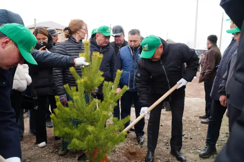 Более 30 тысяч акмолинцев вышли на субботники в рамках акции «Таза Қазақстан» (5)