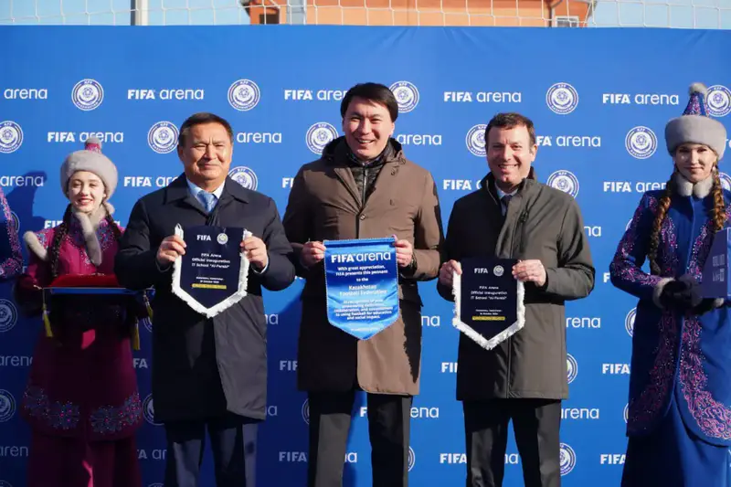 В Кокшетау открыт футбольный стадион, построенный в рамках программы FIFA Arena (6)