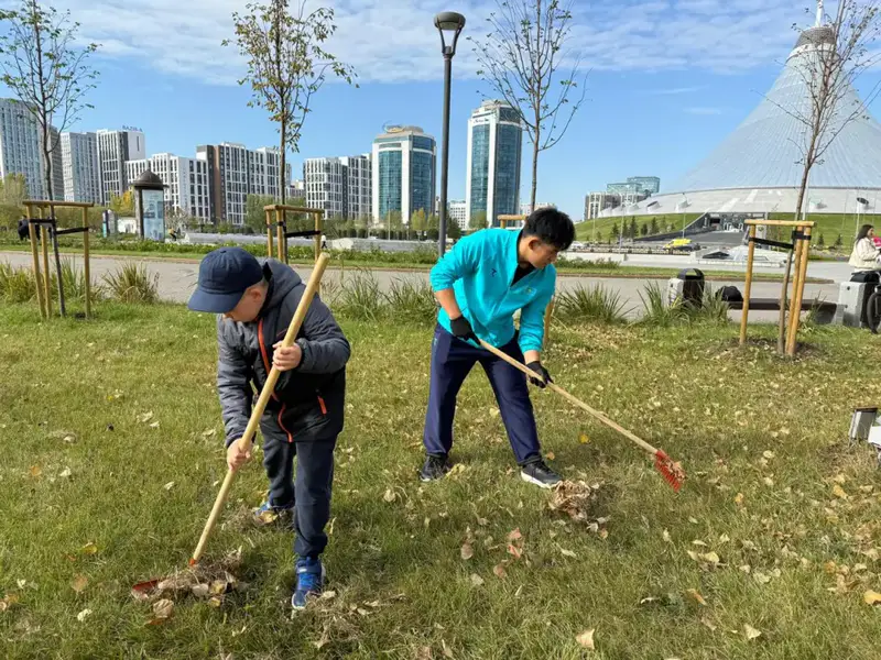 Масштабный общегородской субботник стартовал в Астане (5)