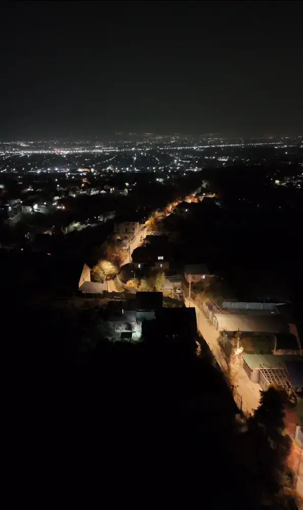 В Наурызбайском районе модернизируют освещение на 51 улице (5)