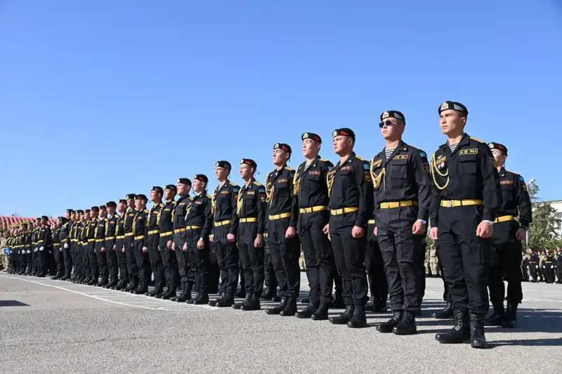 Выпуск морских пехотинцев в Актау: последствия для кадрового состава и обороноспособности региона Астане