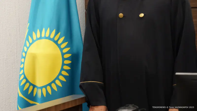 Судейский мост: в Астане два судьи покидают пост, открывая путь новым звёздам правосудия Астане