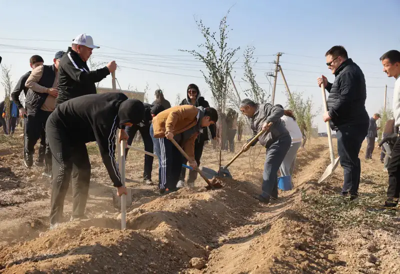 Ербол Карашукеев принял участие в акции «Таза Қазақстан» (3)