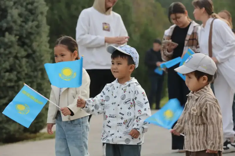 Жамбылцы отметили День Республики (5)