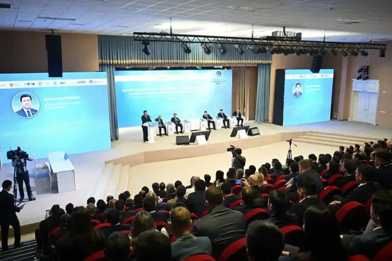 В Актау прошел форум отечественных производителей нефтегазового машиностроения (7)