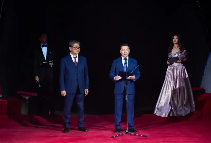 Юбилейный концерт колледжа имени Жусипбека Елебекова: выпускники и студенты продемонстрировали удивительные таланты Астане