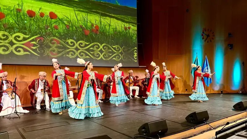 В Швейцарии состоялся праздничный концерт, посвященный Дню Республики (7)