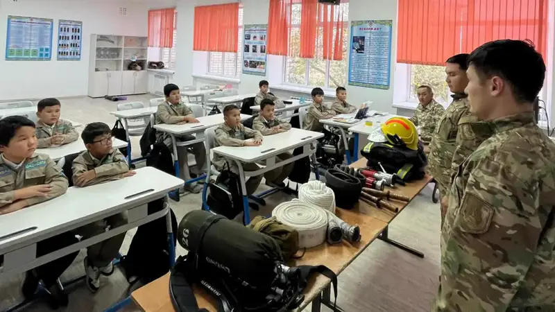 В регионах Казахстана открываются классы «Юных спасателей» (6)