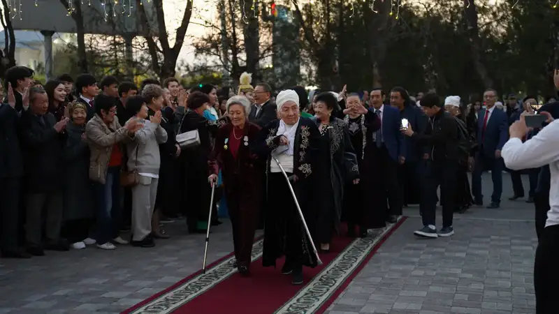В Таразе начался республиканский театральный фестиваль (5)