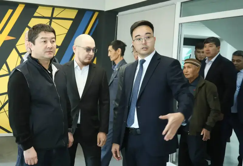 Нурдаулет Килыбай принял участие в открытии молодёжного ресурсного центра Каракиянском районе (2)