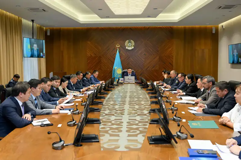 Аким области предложил создание нового учреждения для управления туристической зоной озера Алаколь Астане