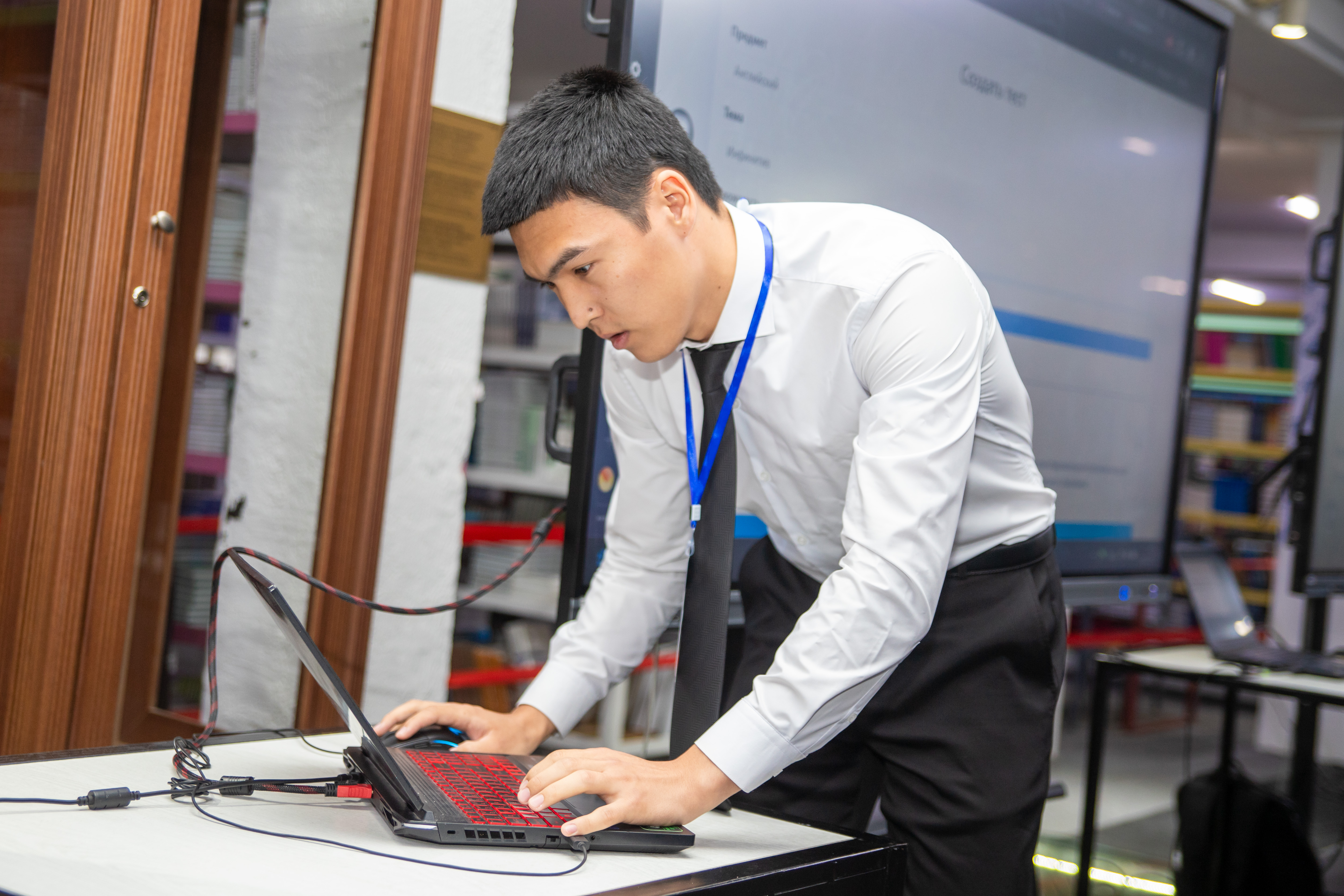 Состоялась встреча вице-министра науки и высшего образования РК с населением Павлодарской области (4)