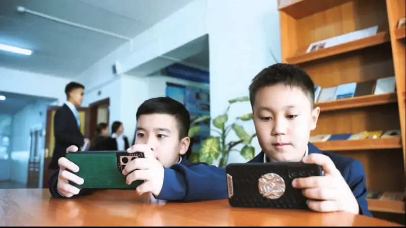 Опасности виртуальных игр: как мошенники могут разрушить доверие детей и их безопасность Астане