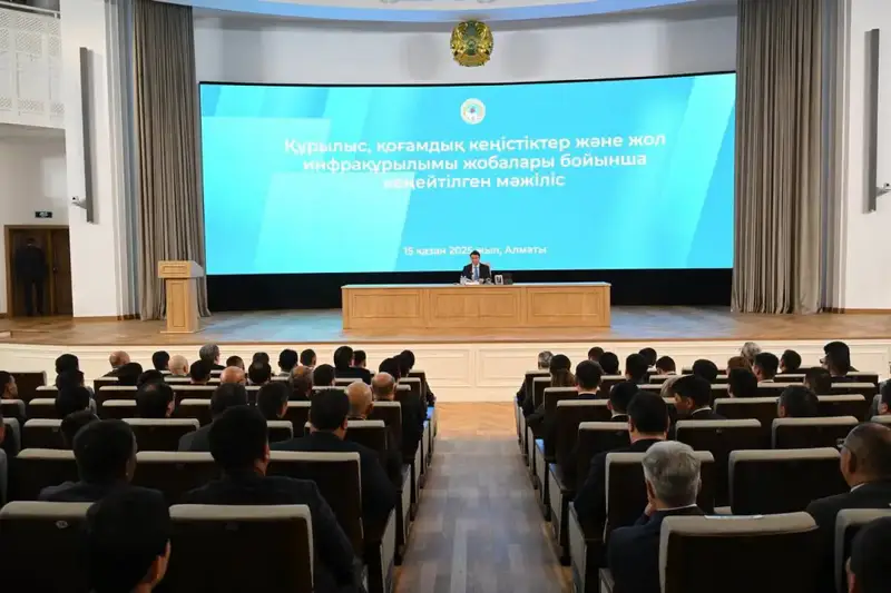 «Не завершив один объект, берутся за новые»: аким Алматы раскритиковал подрядчиков за срыв сроков (4)