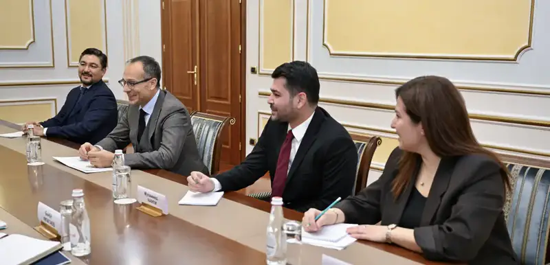 Министр иностранных дел Казахстана провёл встречу с Генеральным секретарём ТюркПА (5)