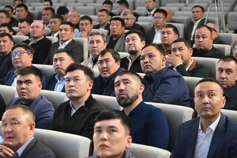 Аким Алматы призывает подрядчиков завершить текущие проекты перед началом новых из-за срывов сроков Астане