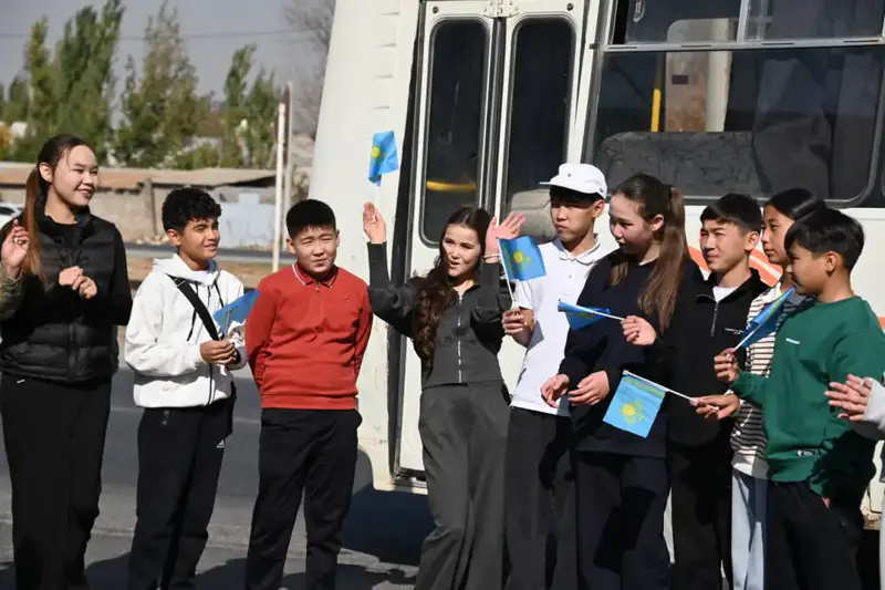 Дети военнослужащих участвуют в смене на тему науки и мировой цивилизации в центре «Балдаурен» Астане