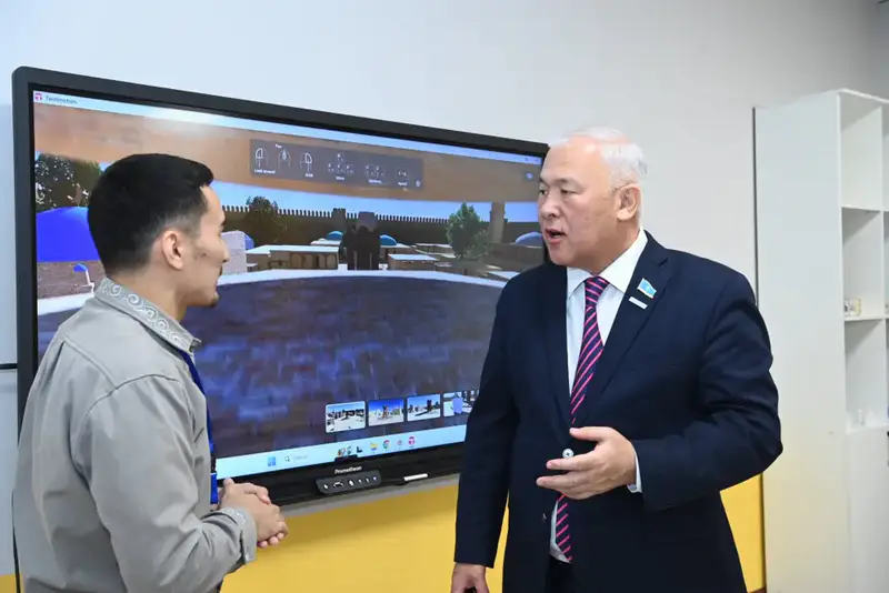 Глава региона представил делегации Абайской области новые объекты (8)