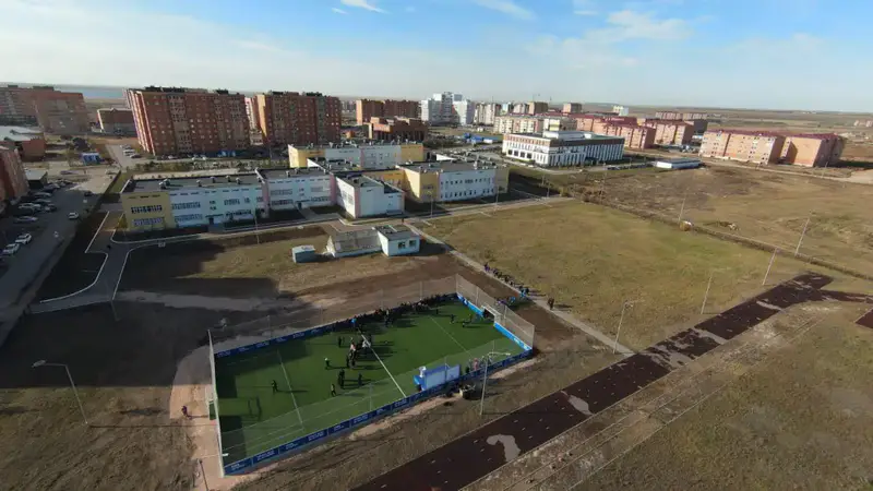 В Кокшетау открыт футбольный стадион, построенный в рамках программы FIFA Arena (4)