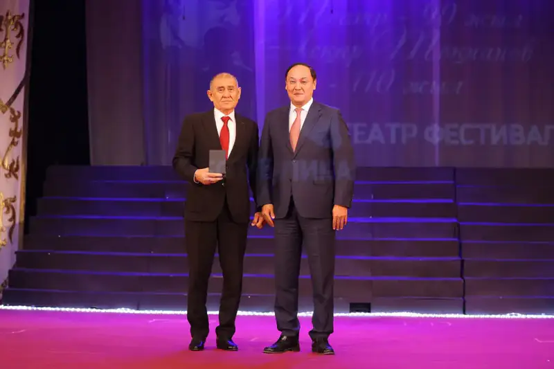 В Таразе стартовал республиканский театральный фестиваль (8)