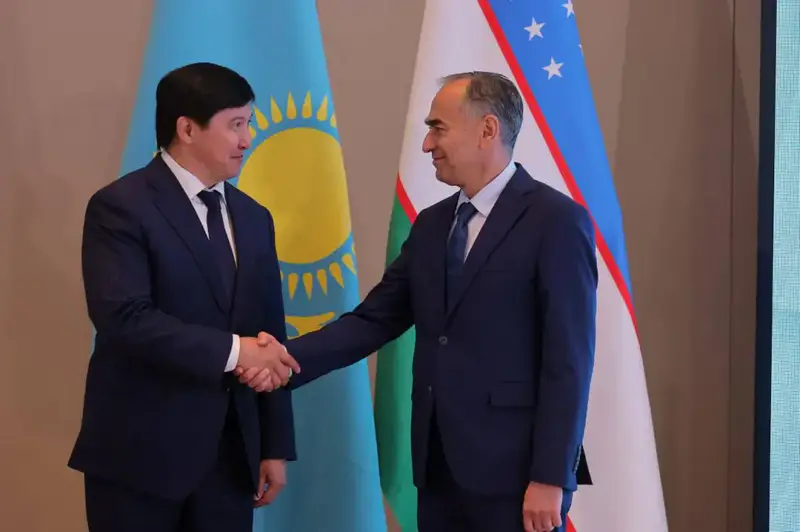 Ташкент: Казахстан и Узбекистан подписали контракты на $70 млн Астане