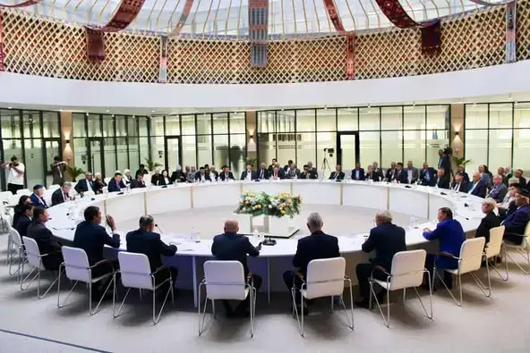 Обсуждение задач из Послания Президента на Пленуме совета ветеранов Туркестанской области: шаги к консолидации усилий Астане