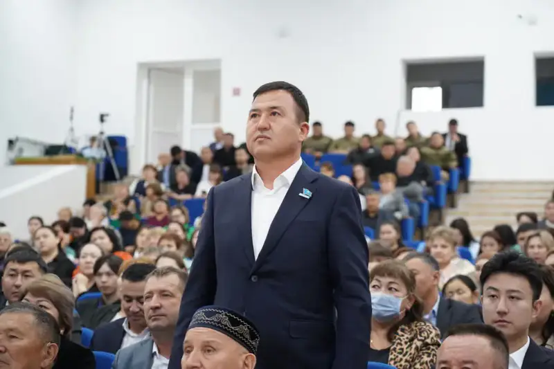 Марат Ахметжанов провел встречу с жителями Шортандинского района (4)