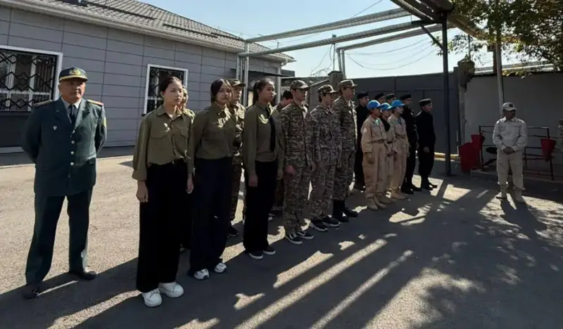 Из Шымкента в армию отправилась очередная команда призывников (2)