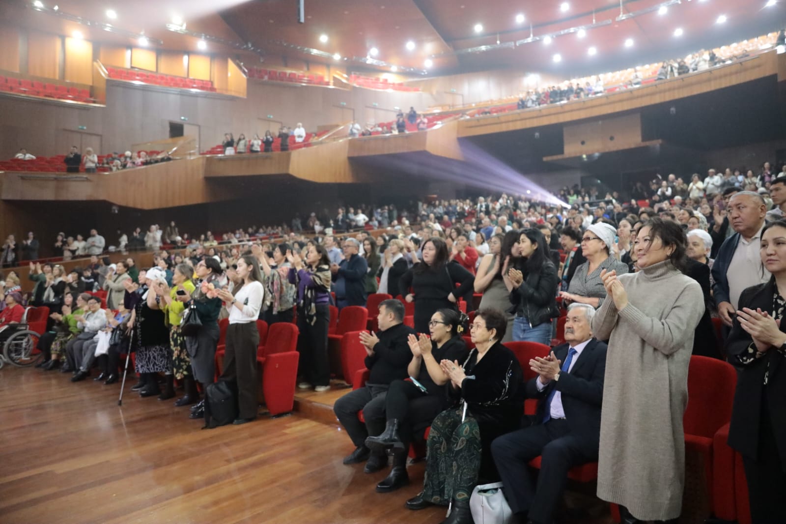 Путь Розы Баглановой: В Астане состоялся показ одноименного мюзикла (8)