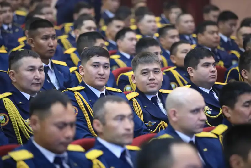 В Актобе прошла торжественная церемония, посвященная 30-летию службы по чрезвычайным ситуациям (4)