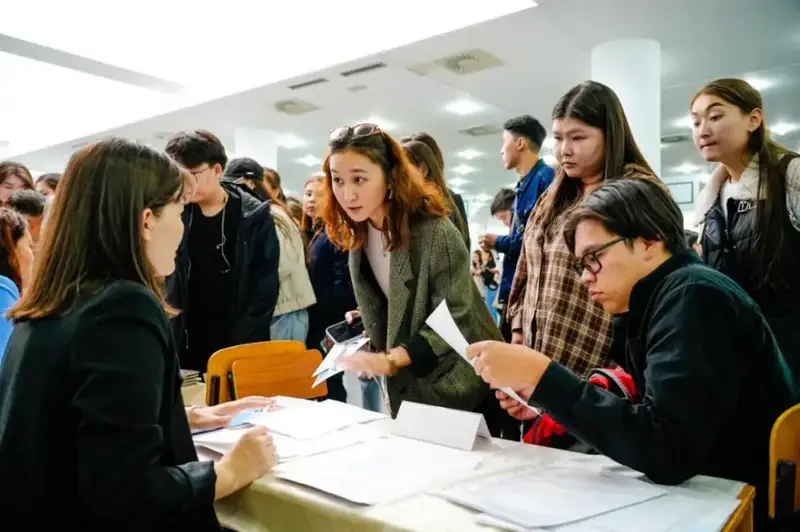 Создание почти 60 тысяч рабочих мест в Астане: влияние на занятость и бизнес-инициативы Астане