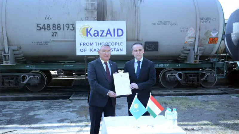 Казахстан и Таджикистан: нефтяной мост дружбы — 5000 тонн мазута за 1,65 миллиона долларов Астане