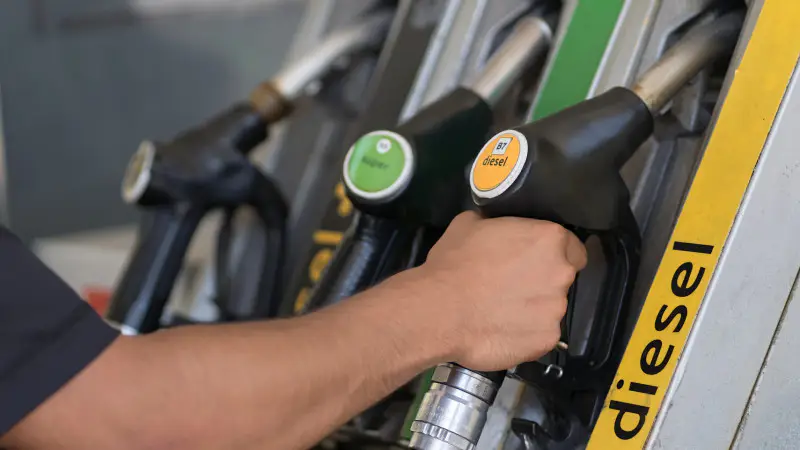 Вице-министр энергетики Казахстана опроверг слухи об искусственном дефиците дизтоплива на брифинге в правительстве Астане