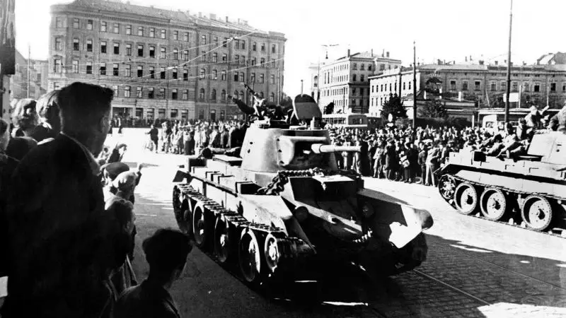 Аннексия стран Балтии: как действия СССР в 1939 году изменили политическую карту Европы и предопределили судьбы миллионов Астане