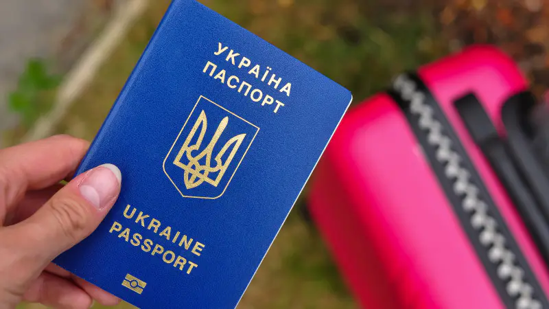 Польша больше не может принимать украинских беженцев: заявление администрации президента Астане