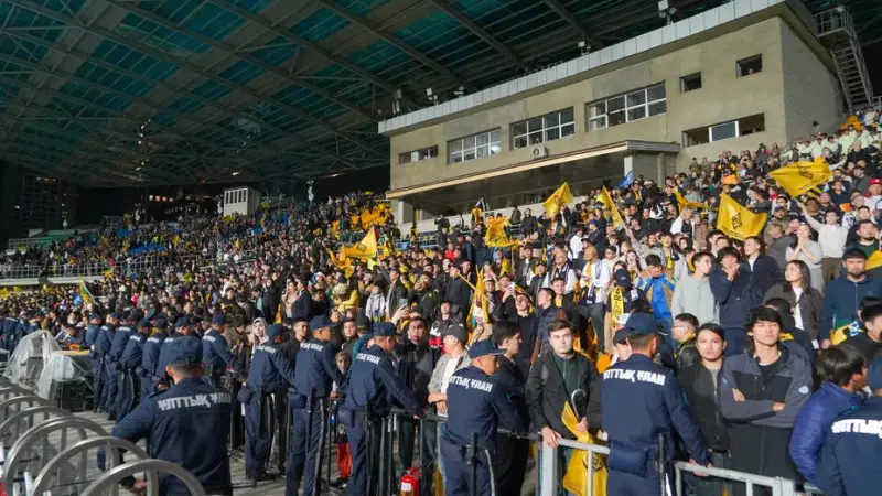 Премьер-министр Казахстана заявил, что страна не готова доверить обеспечение общественного порядка на массовых мероприятиях частным охранным структурам, подчеркивая преждевременность привлечения частников к охране. Астане