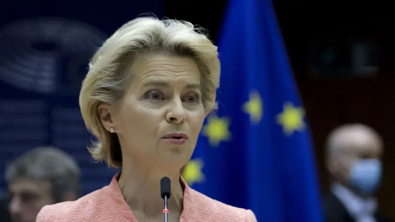 Урсула фон дер Ляйен: Россия ведет гибридную войну против Евросоюза, необходимы нестандартные меры защиты Астане