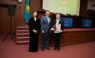 Казахстан отпраздновал 180-летие Абая Кунанбайулы с культурными мероприятиями и национальными традициями