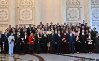 Награждение карагандинцев: поддержка труда и развитие региона в фокусе внимания президента