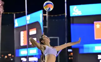 Казахстанская сборная по пляжному волейболу на юношеских Азиатских играх 2025 в Бахрейне