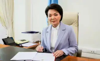 Светлана Жакупова поздравила казахстанцев с праздником