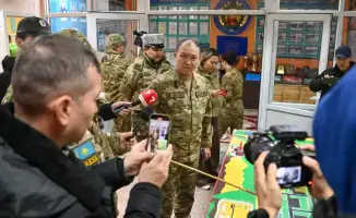 Журналисты узнали о жизни и подготовке военнослужащих в артиллерийской бригаде Аягоза