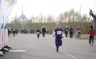 В Астане состоялся семейный дуатлон, в котором участвовали 75 семей