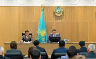 Адлет Кожанбаев вступил в должность акима города Семей после победы на первых прямых выборах