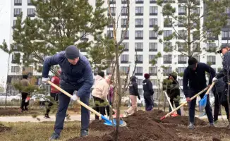 Высадка более 300 деревьев в парке Коктал в рамках экологической акции Таза Қазақстан
