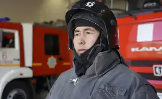 Командир пожарной службы делится опытом и подчеркивает значимость командной работы в спасении жизней